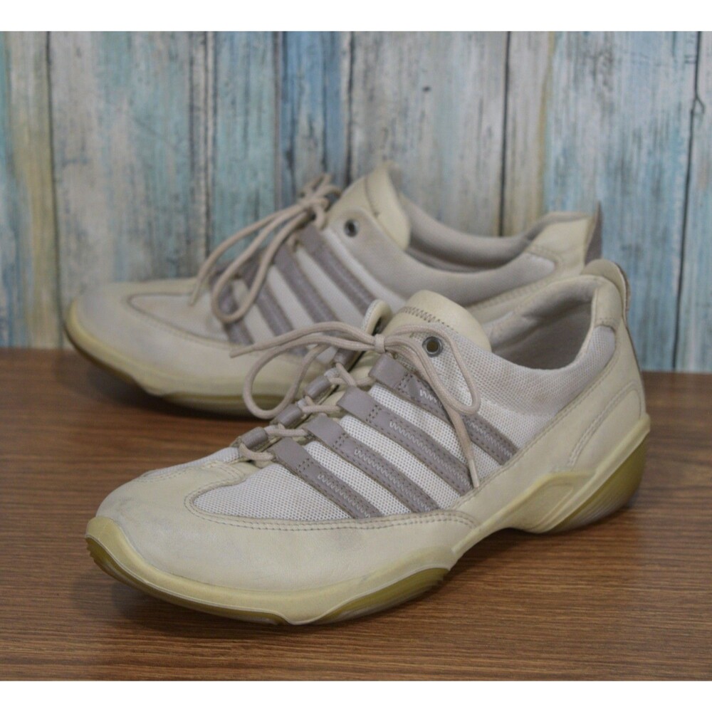 ECCO Women's Cream Leather Sneakers EUR 38 US 7-7.5 Casual Walking Shoes